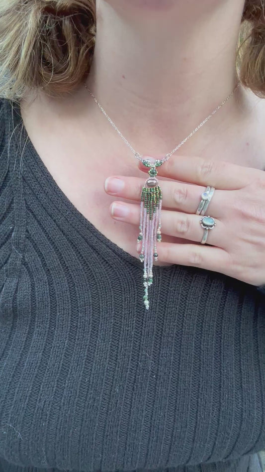 Pearl flame necklace